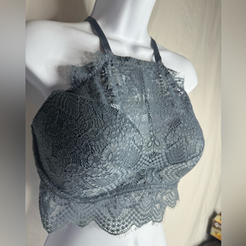 PINK Victory Secret lace push up bralette top size Medium D-DD